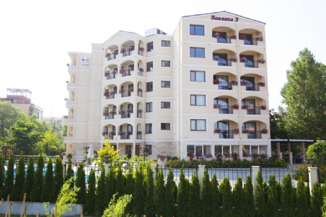 Продажба на апартаменти - Сезони-3 Сл.бряг